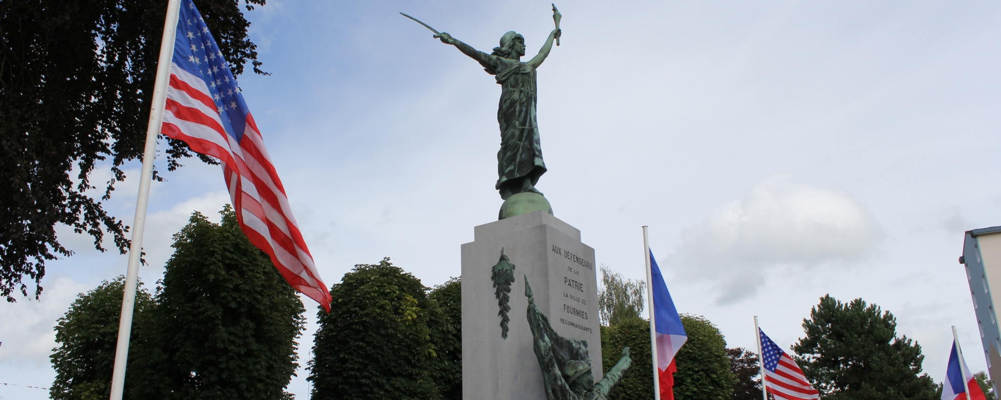 Aux défenseurs de la patrie. La Ville de Fourmies reconnaissante